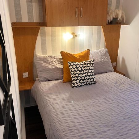 Cornish Coastal Retreats- 74 Newquay View Apartment Bagian luar foto